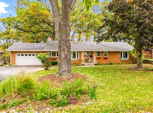 814 Woodlawn Dr, Dekalb, IL 60115