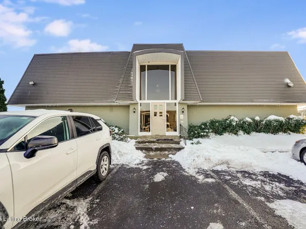 1014 La Fontenay Ct, Louisville, KY 40223