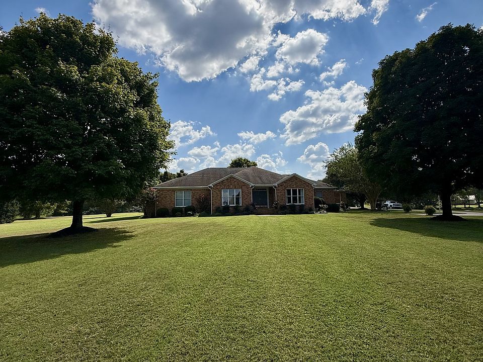 2nd image of 23 Cardinal Ct