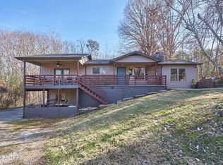 3455 Jackson Bend Rd, Lenoir City, TN 37772