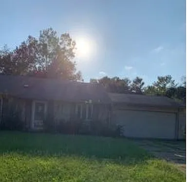 7820 Savannah Dr photo 1