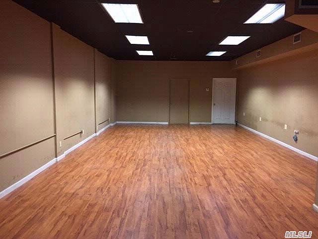 2nd image of 2776 Long Beach Rd