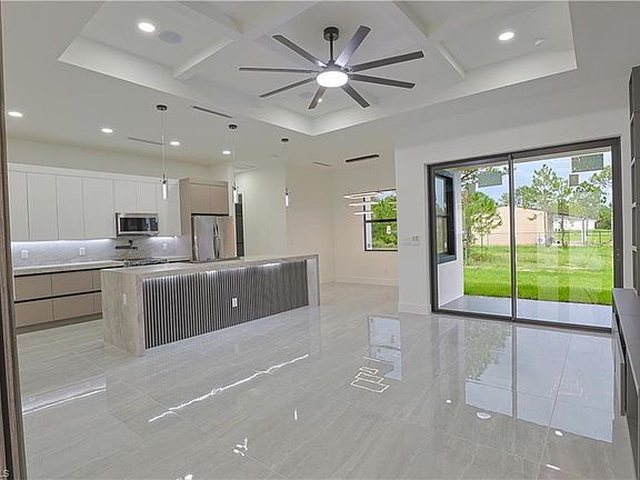 2nd image of 1408 Dixie AVE