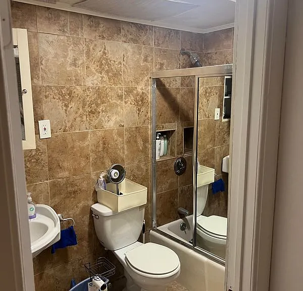 12 Tiffany Rd #3 — Photo 8