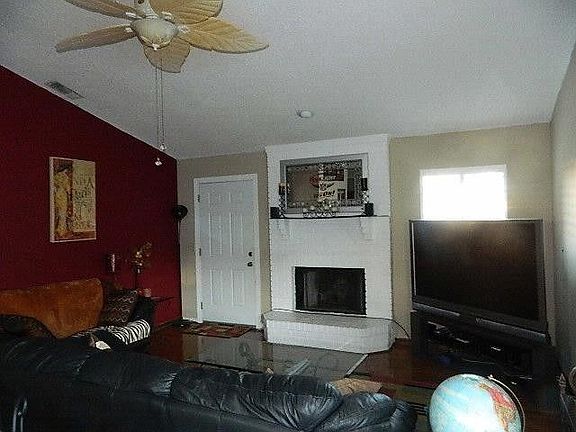 2nd image of 12759 Ashbrook Cir E