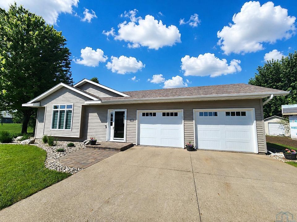 1st image of 1165 6th Avenue Cir NE