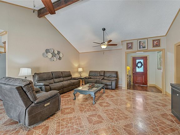 4th image of 4405 Northwood Dr