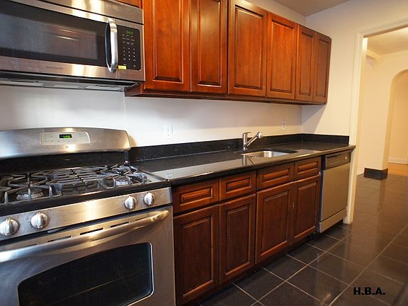 5th image of 6939 Yellowstone Blvd APT 104