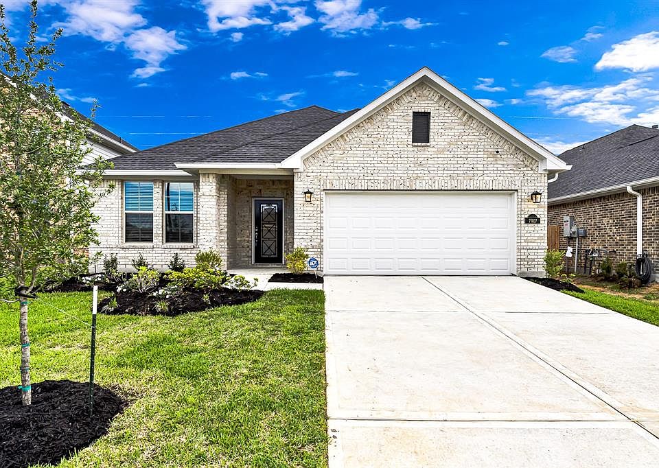 1st image of 7907 Royal Palm Drive