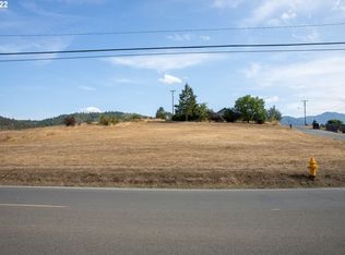 0 Smith St, Riddle, OR 97469