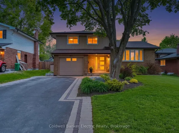 872 Cumberland Ave, Peterborough, ON K9H 7B2