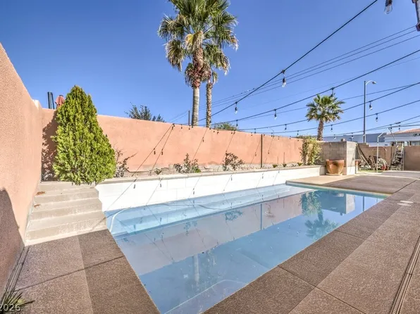 4304 W La Madre Way, North Las Vegas, NV 89031