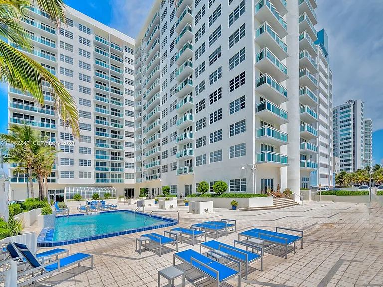 6917 Collins Ave #815 — Photo 26