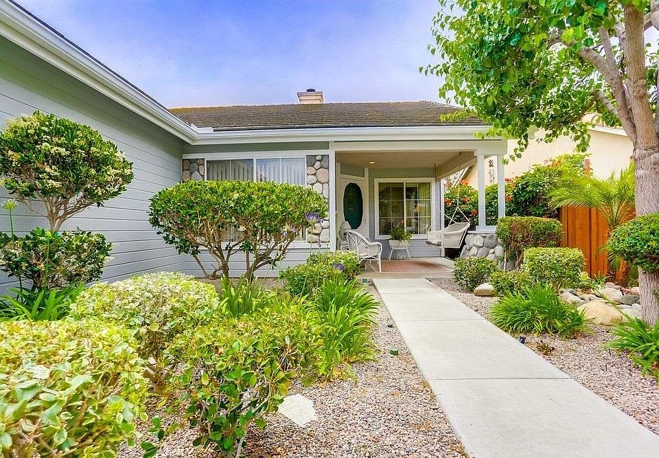 2nd image of 147 Brisas St