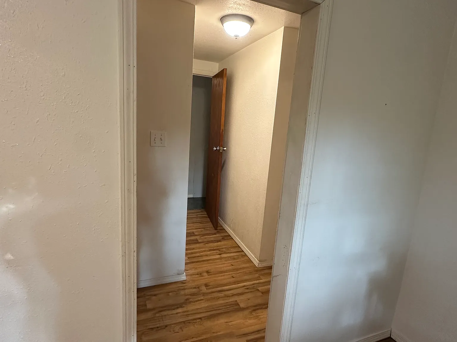 2 bed, $700 — Photo 3