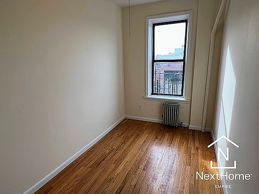 4th image of 31-21 Ditmars Blvd #9