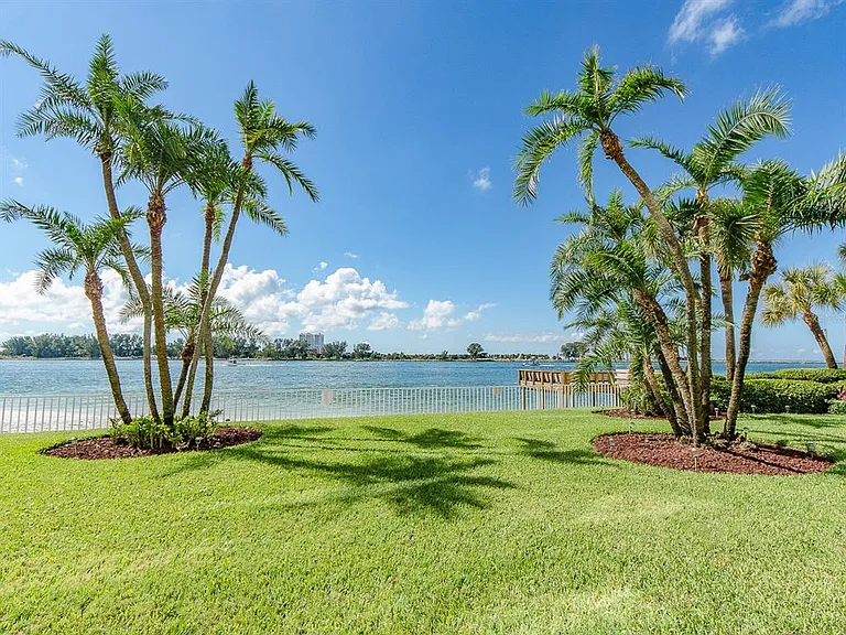 675 S Gulfview Blvd #902 — Photo 49