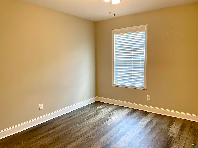 107 Jaybee Dr — Photo 10
