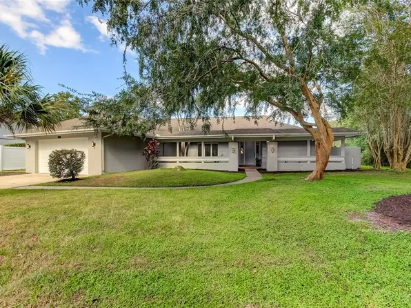 9308 Pebble Creek Dr, Tampa, FL 33647