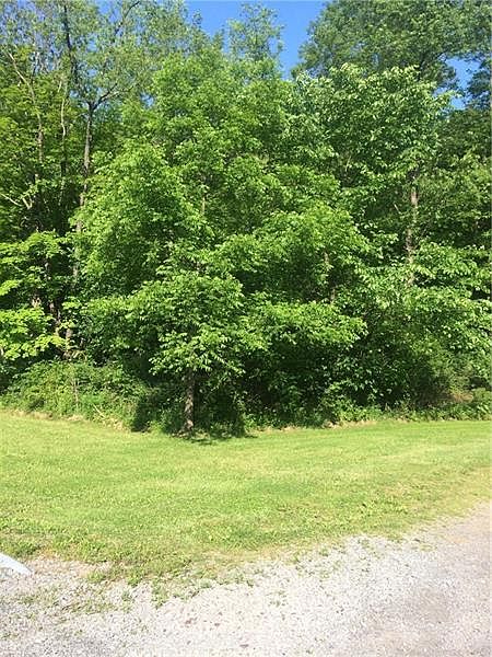 2nd image of 00001554 Quarry Rd