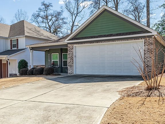 3rd image of 3790 Graham Way