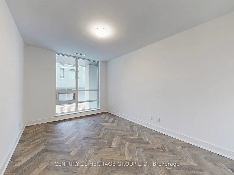 8888 Yonge St #103-L/W — Photo 25