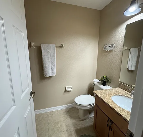 839 Assembly Ct — Photo 30
