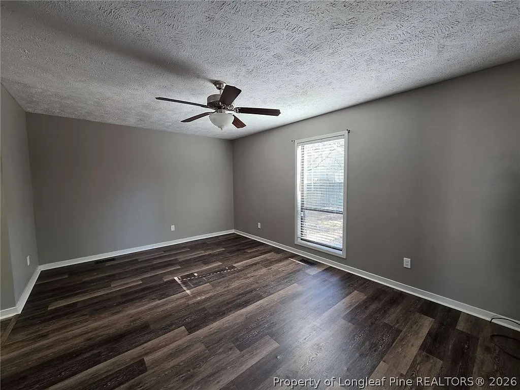 3 bed, 2.0 bath, $1,600 — Photo 3