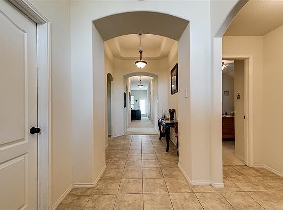 3rd image of 10710 Winged Foot Dr