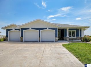 113 Atlantic St, Murdock, NE 68407