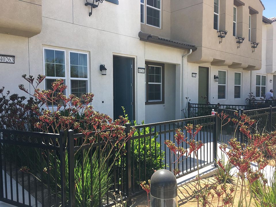 1st image of 40261 Calle Real