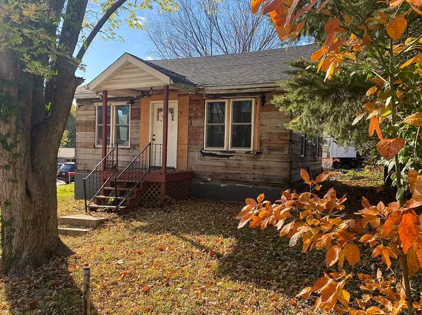 2313 N And South Rd, Saint Louis, MO 63114