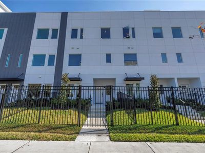 556 Dr Martin Luther King Jr St S, Saint Petersburg, FL, 33701