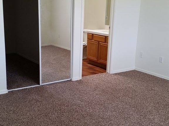 5th image of 3065 Mirage Dr