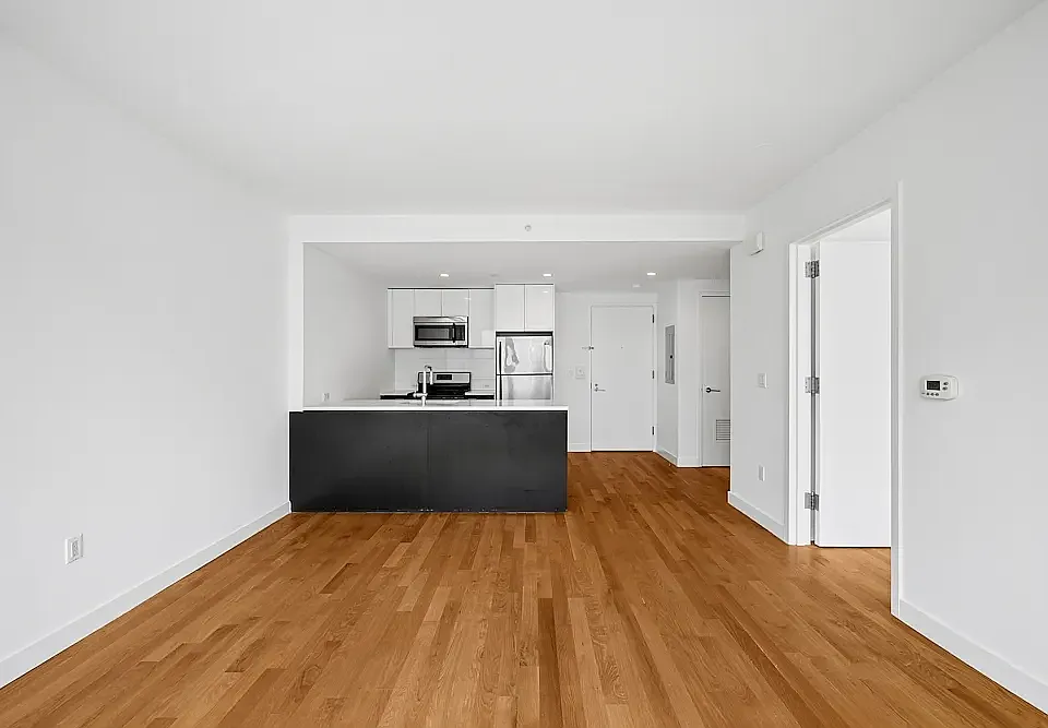 316 Bergen St #4-5