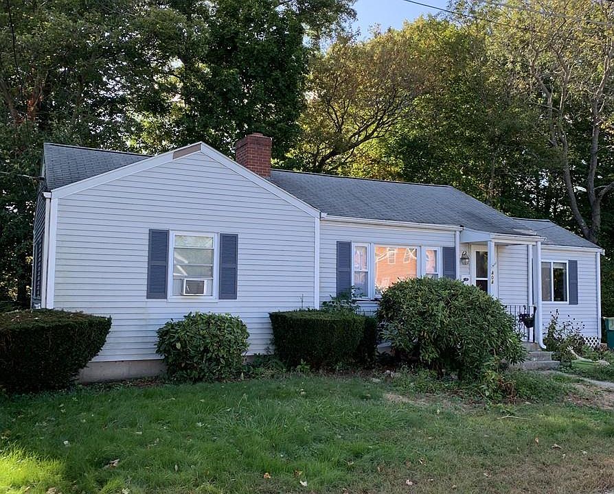 1st image of 404 Railroad Ave