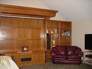4th image of 10015 Dover Ct
