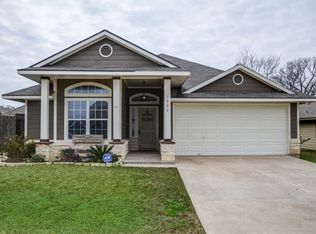 1602 Kingsgate Dr, Bryan, TX 77807