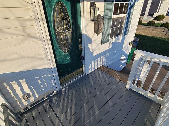 5th image of 221 Eldridge Ave