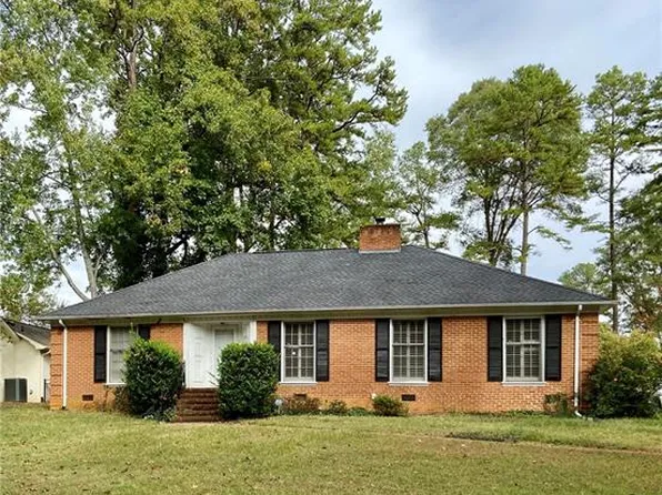 429 Merwick Cres, Charlotte, NC 28211