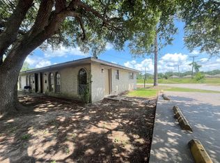 3021 Sycamore Ave APT 1, Bay City, TX 77414