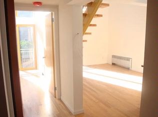 53 Diamond St #2R, Brooklyn, NY 11222