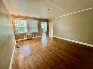 519 E Main St APT 2, Spartanburg, SC 29302