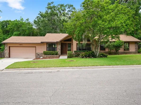 1301 NW 94th St, Gainesville, FL 32606