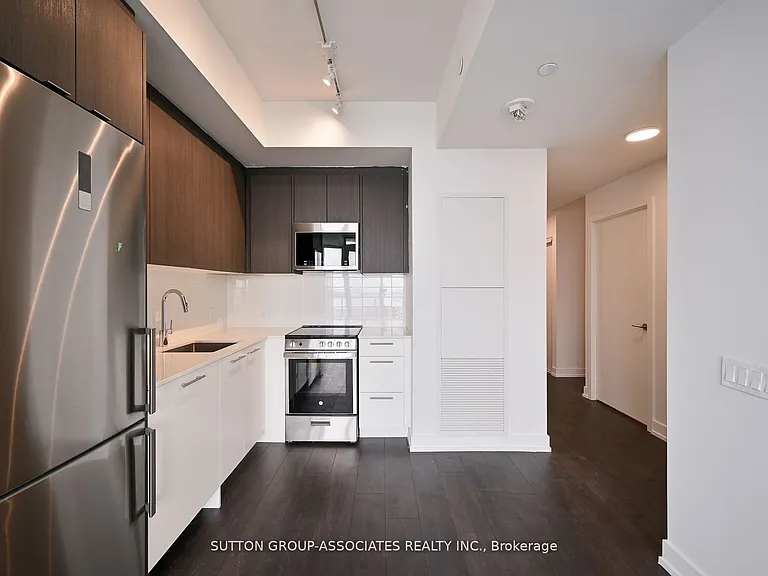 215 Veterans Dr #1010 — Photo 4