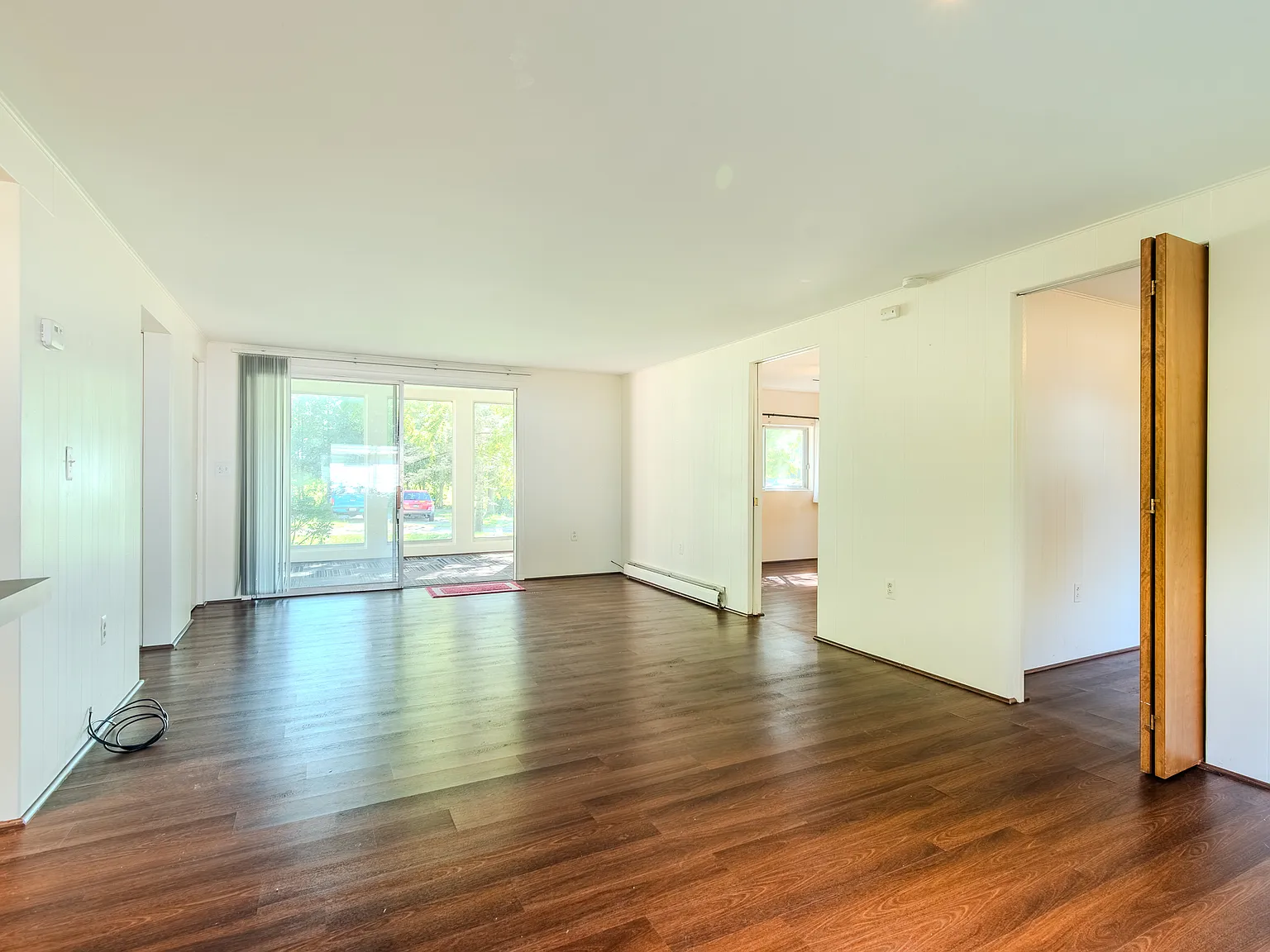 2 bed, 973 sqft, $1,500 — Photo 3