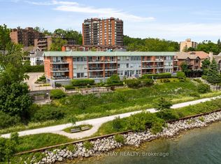 21 Kempenfelt Dr #103, Barrie, ON L4M 1B8