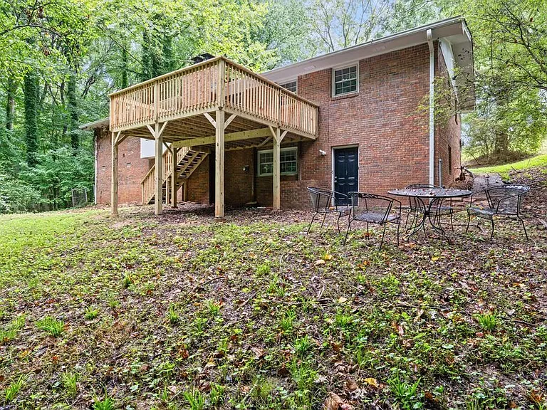 246 Barbara Ln SW — Photo 43
