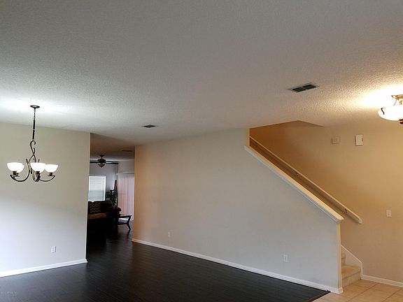 4th image of 8641 Longford Dr