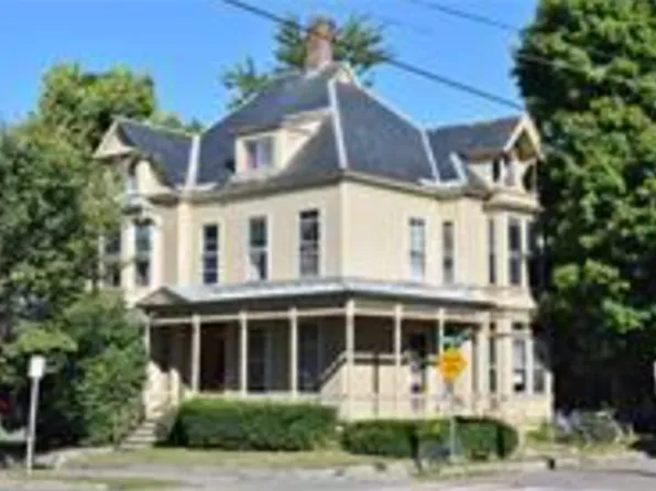 210 Pearl St, Burlington, VT